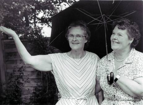 Nana and Hilda 1987